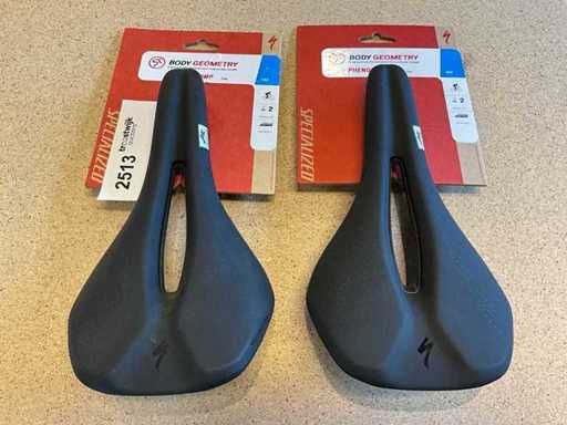 Specialized Phenom Comp zadel - 143mm (2x)