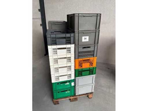 Plastiek bakken divers (24x)