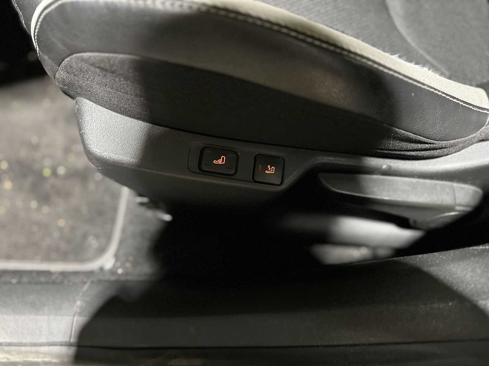 Citroen DS4 1.6 VTi So Chic 120pk 2011 (Origineel-NL), 32-RSX-3