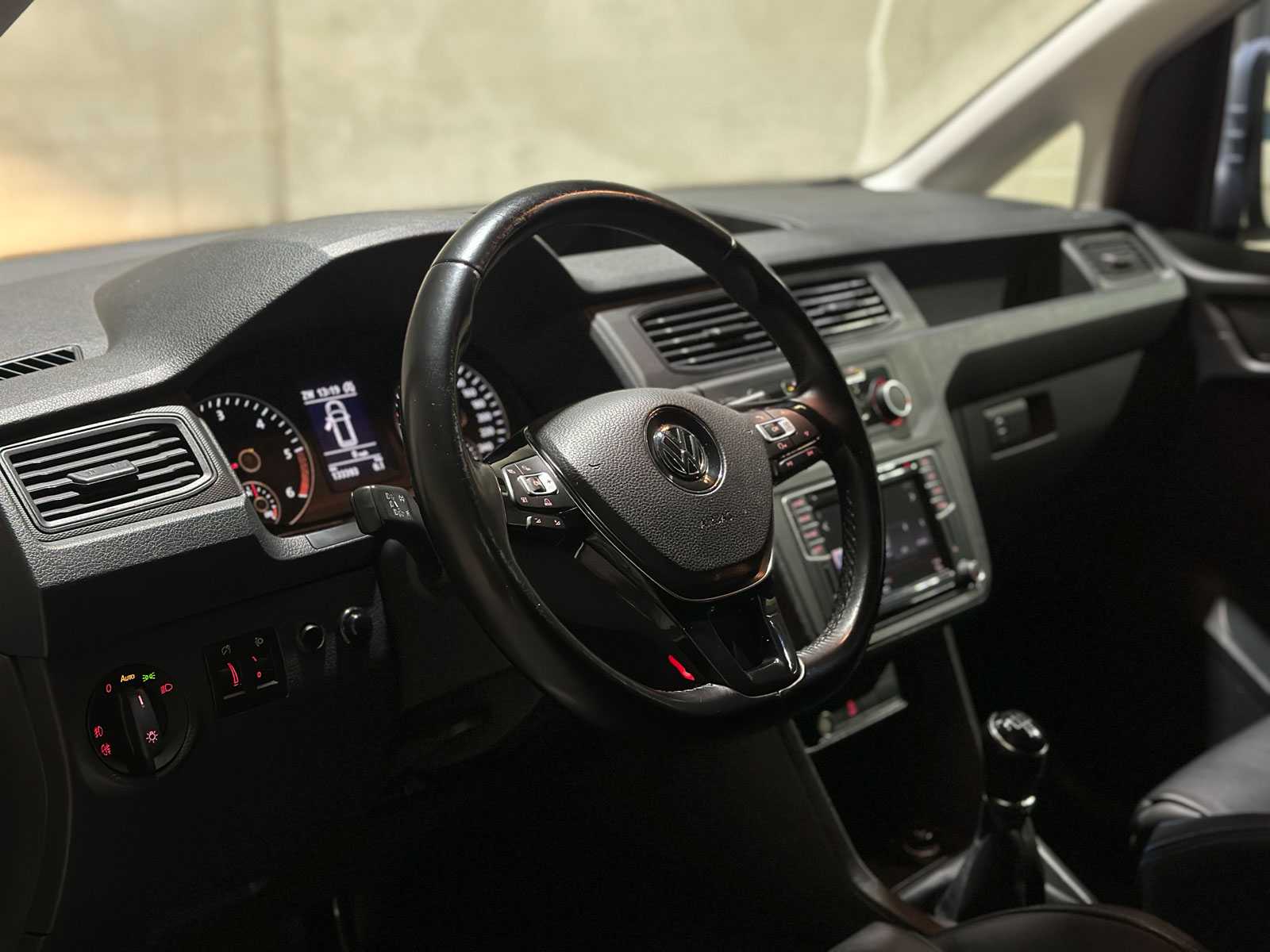 Volkswagen Caddy 2.0 TDI 170PK BMT Highline 2017 (Origineel-NL), V-752-HD