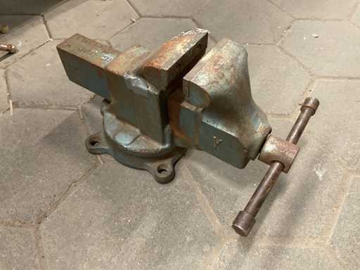 Yost Bench Vise