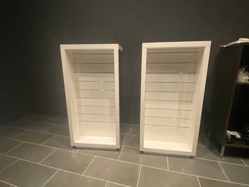 Szafka na szafę wykonana z panelu aluminiowego (2x)