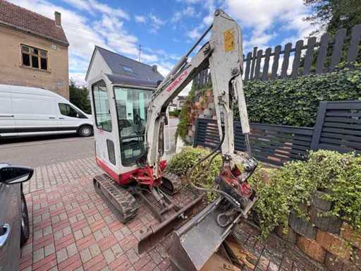 2012 TAKEUCHI TB016 mini excavator incl. 3 buckets + ditch cleaning bucket – ready for immediate use