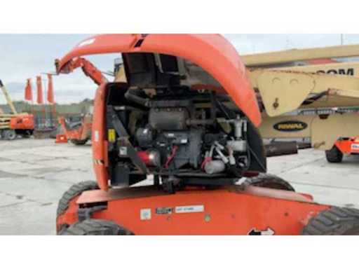 d3e01661-b1b5-48f6-8f05-3163b211bbfe.mp4