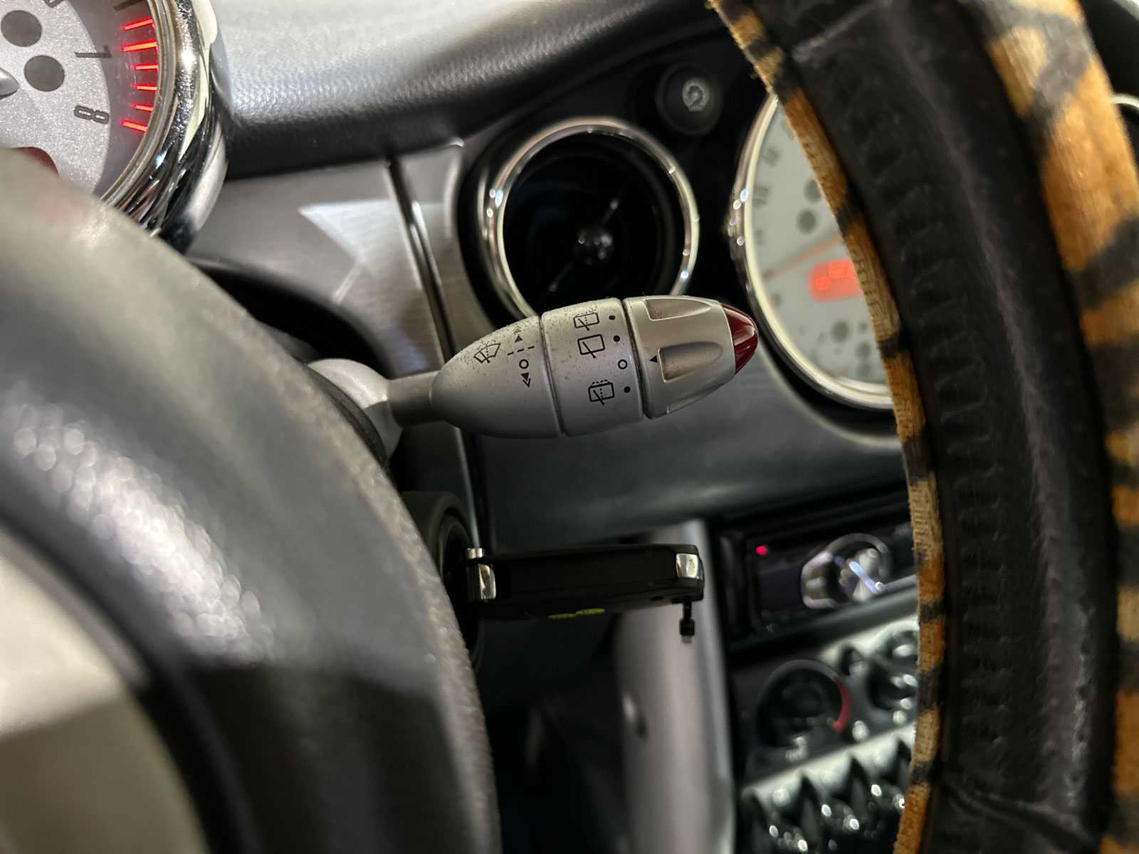 Mini Cooper S 1.6 163pk 2003 (Origineel-NL), 80-NG-XP