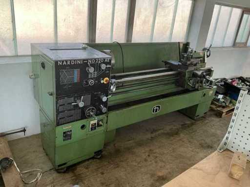 NARDINI - ND 220 AE - Draaibank voor de leid- en trekspil