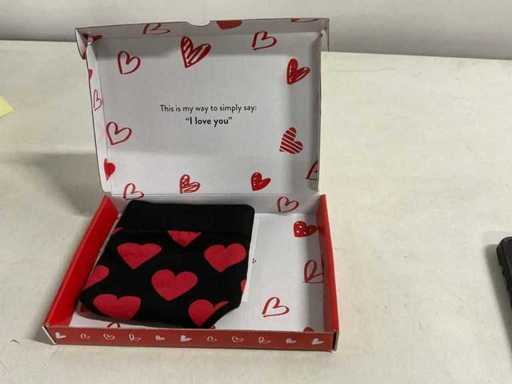 Coffret cadeau de sous-vêtements en forme de cœur (36x)