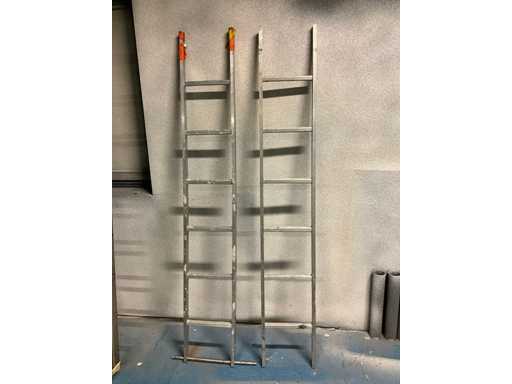 ladder (2x)