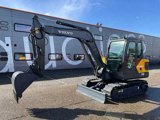 Pelle multidimensionnelle Volvo EC55D 2019