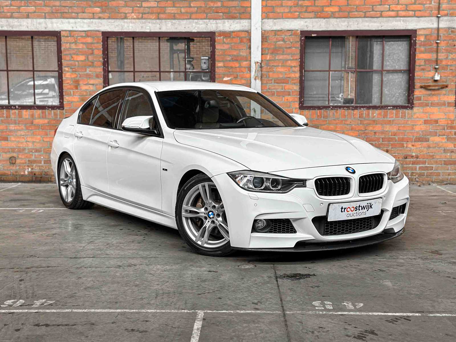 BMW 335i ActiveHybrid 3 306pk 2012, GBP-24-B