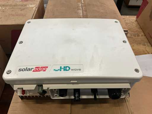 Solar Edge SE3000H Omvormer