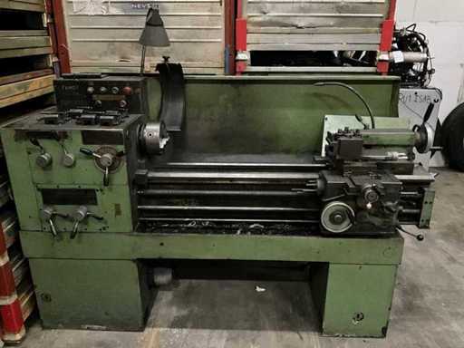 Famot Tum-35d1 Präzisionsdrehmaschine
