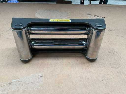 Guide rail for winch