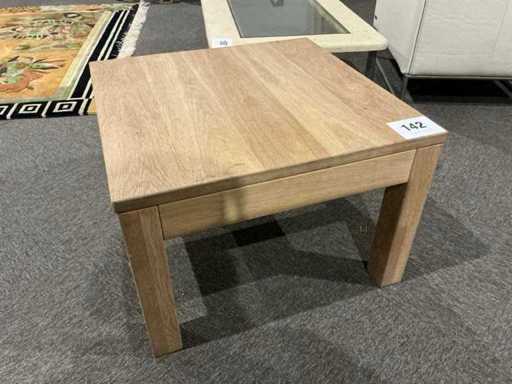 Table basse en bois massif