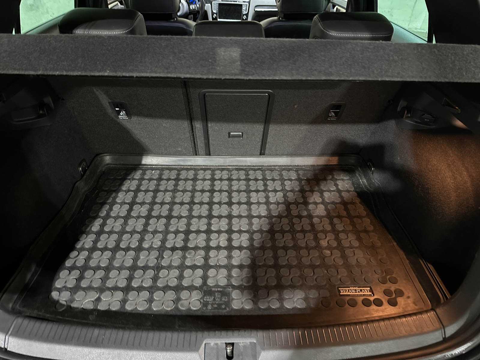 Volkswagen Golf 2.0 TSI R 4Motion 300pk 2015, P-916-RV