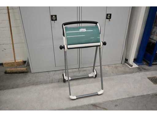 Tork Essity Papierrollenspender