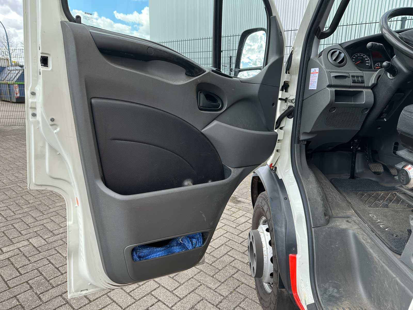 Iveco Daily 70C15 146pk 2014 (Origineel-NL + 1e Eigenaar), 04-BDT-5