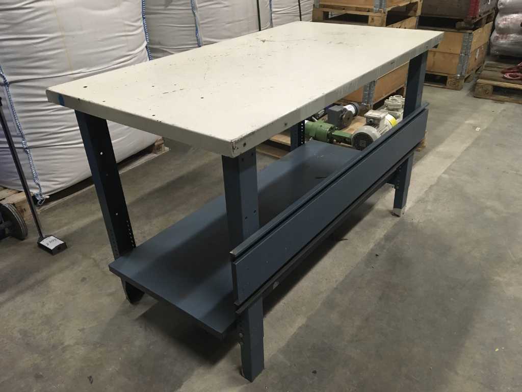 Two Tier Workbench