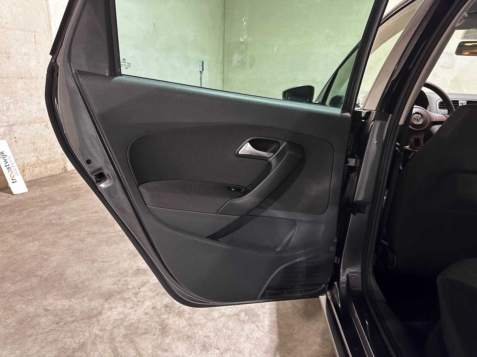 Volkswagen Polo 1.2 TSI BlueMotion Comfort Edition 89pk 2012, 70-XJJ-8