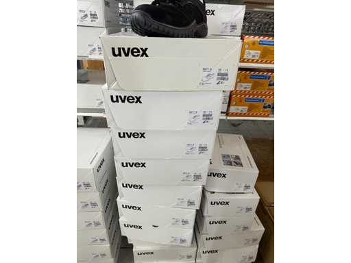 10 pairs of new safety shoes from Uvex size 38, class S 1, model 6971