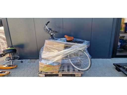 Varie combinazioni di pallet di raccolta