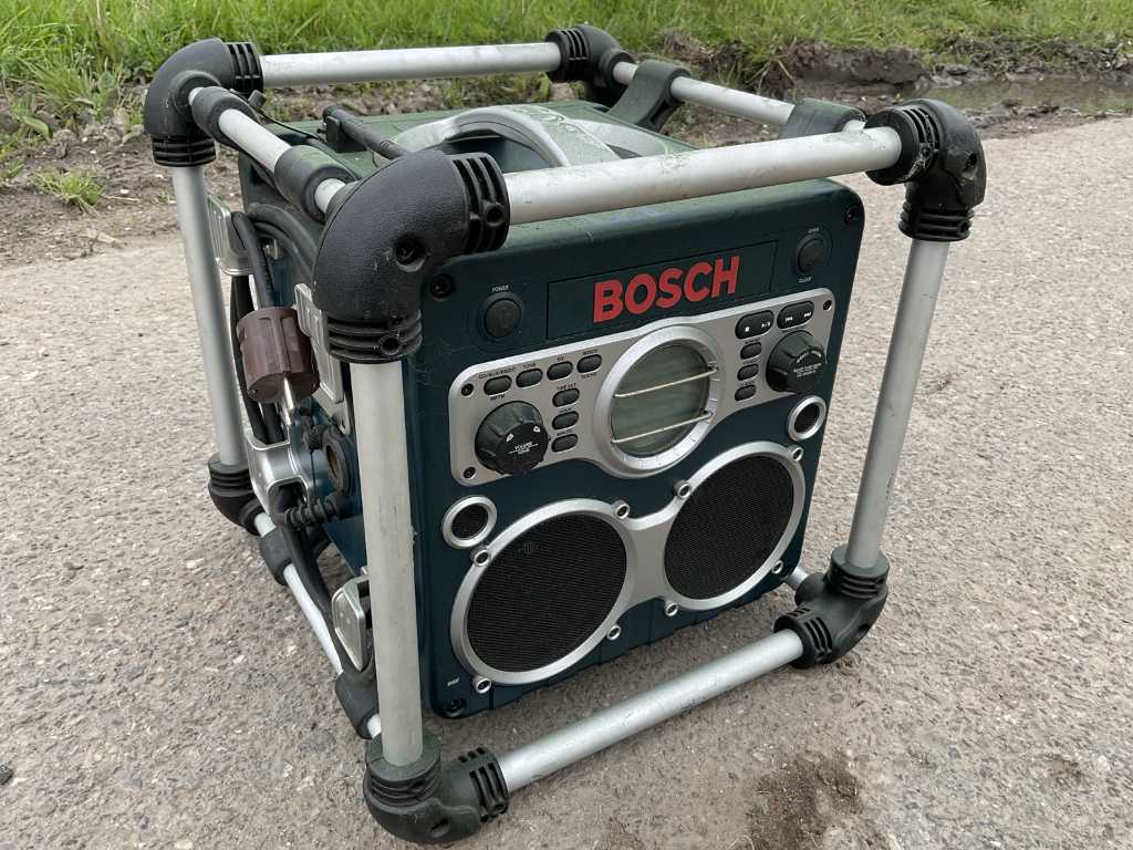 Bosck GML 24 V-CD profesjonalne radio budowlane