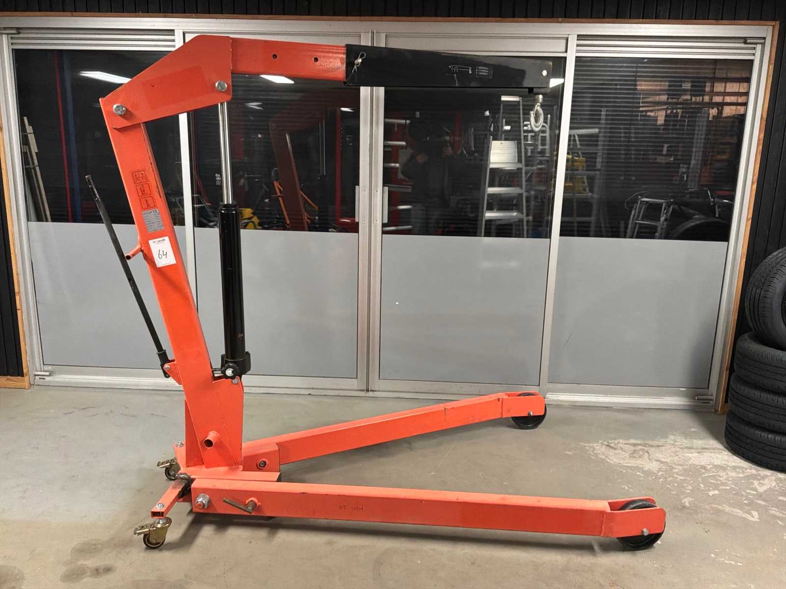 2022 GWK2000 Workshop Crane 2000KG