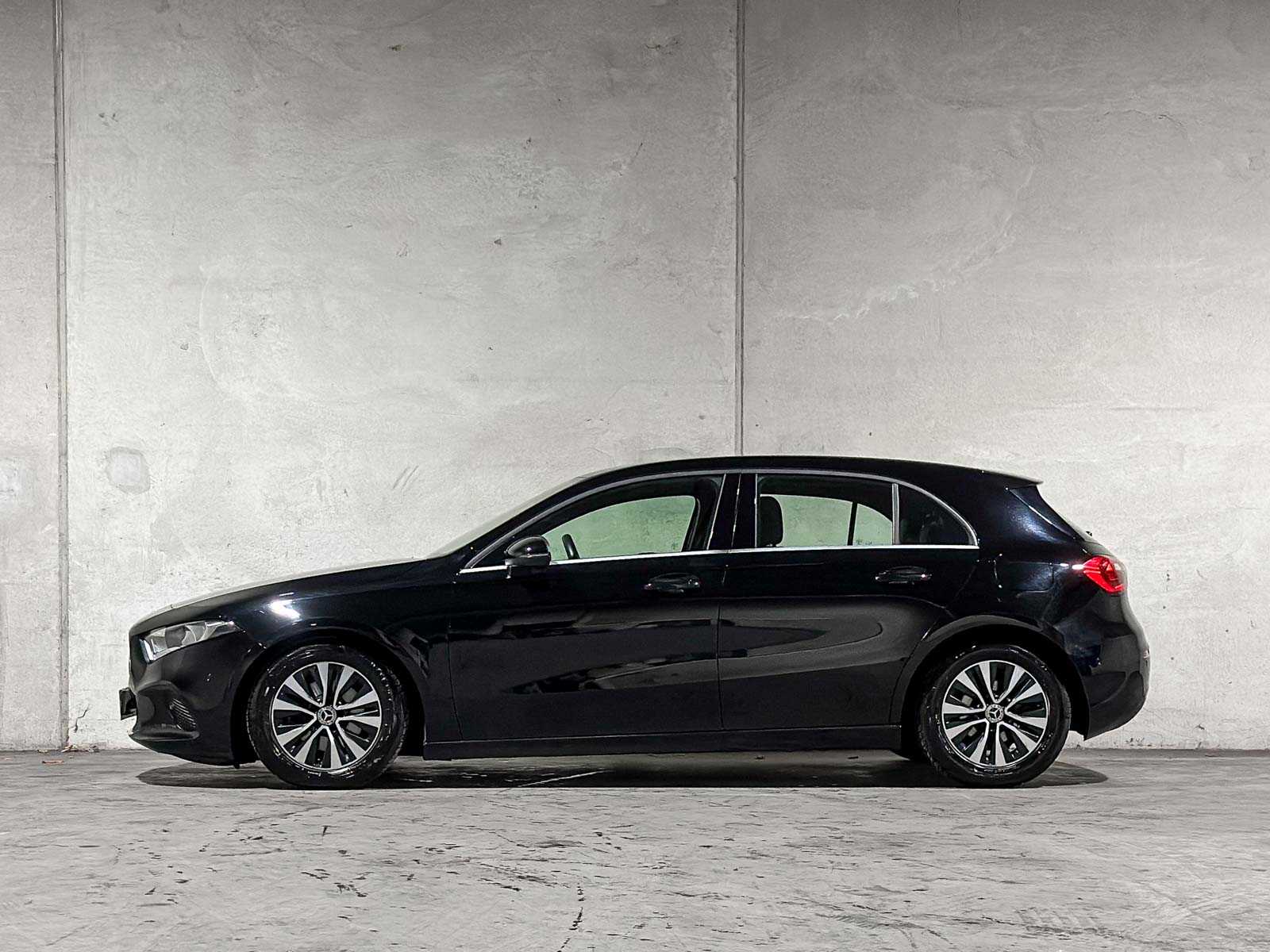 Mercedes-Benz A180 d 7G-DCT Business Solution A-Klasse 116pk 2020 (Origineel-NL+1e eigenaar), H-772-KD