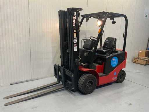 EP - CPD18J - 4.5M Triplex, Free-Lift, Side-Shift, 2274 Hours - Forklift