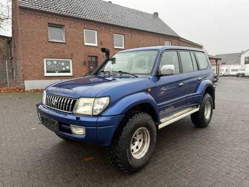 TOYOTA Land Cruiser J90 