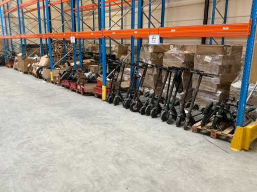 Defecte  elektrische transportmiddelen en onderdelen