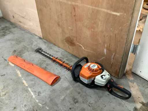 Taille-haies Stihl HS82R 2017