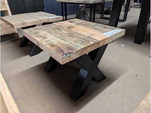 Coffee table Oak 60 x 60 x 45cm. X Undercarriage