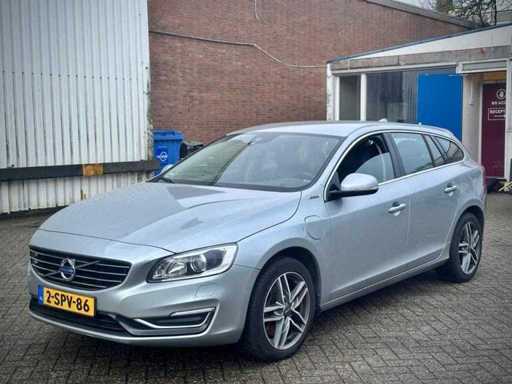 Volvo V60 2.4 D6 AWD Ibrida Plug-In Summum Automatica, 2-SPV-86