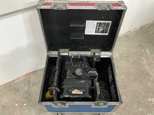 Motore Movecat 1000 kg D8 24m Catena con cassa