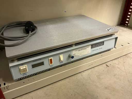 Moderne Laborgrillplatte
