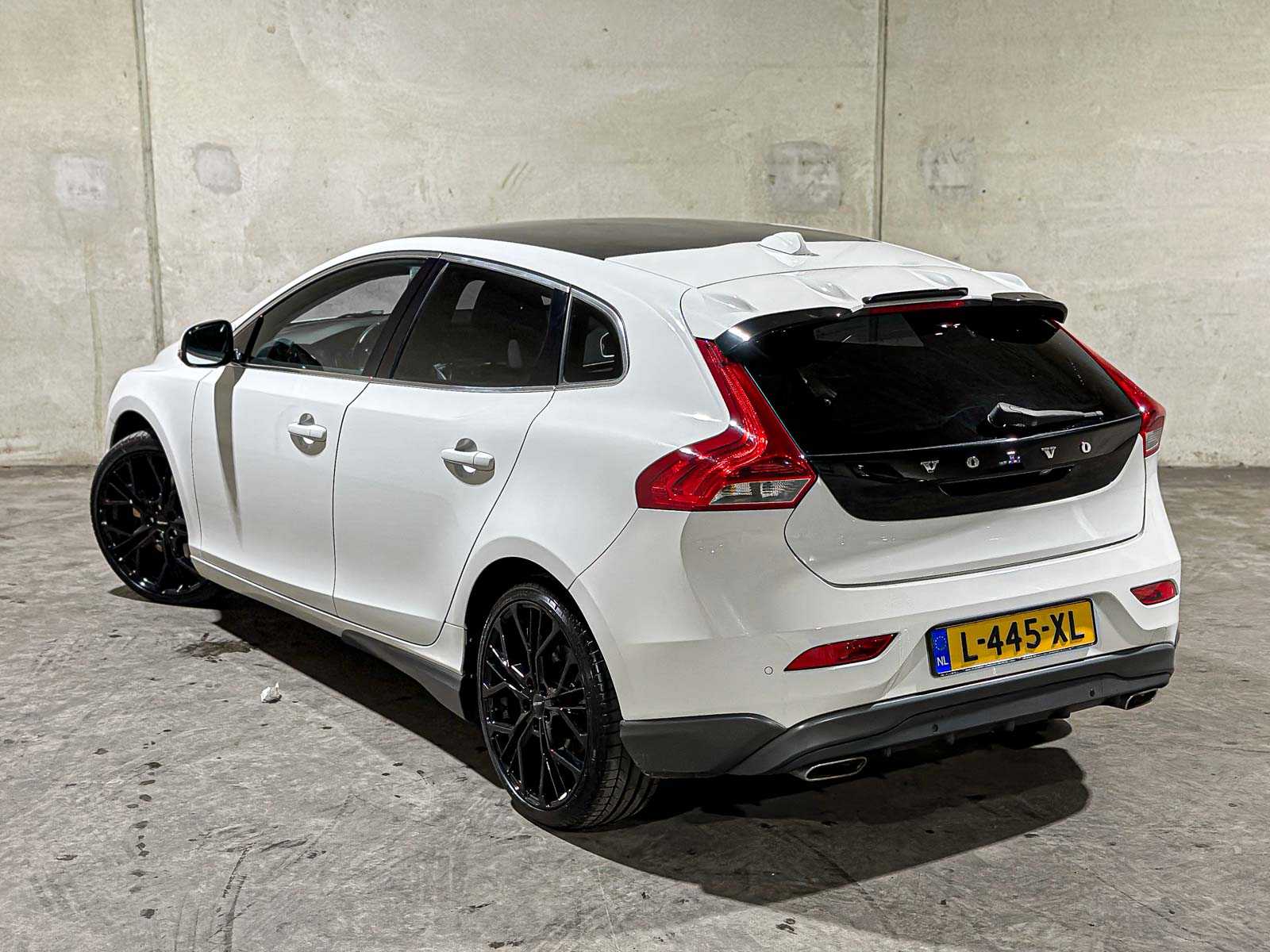 Volvo V40 2.0 D3 Summum 148pk 2012, L-445-XL