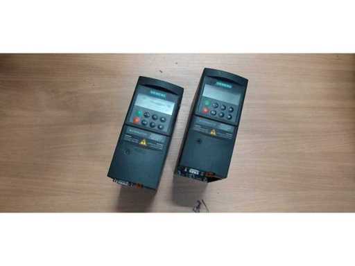 SIEMENS - 6ES6440-2UD21-5AA1 -Frequency Inverter 1.5kW - used (2x)