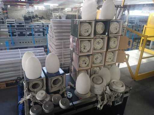 SMART AND GREEN - LUMINĂ EGG cu accesorii (17x)