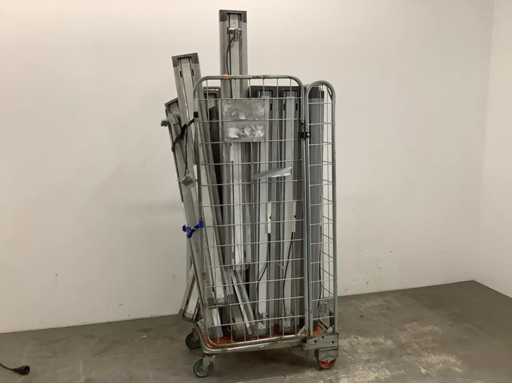 Philips - Batch fluorescent fixture