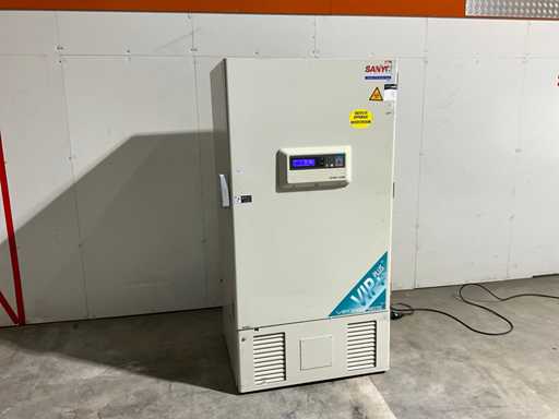 Sanyo MDF-U700VX Laboratory freezer