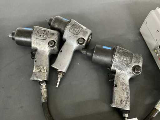 FR Pneumatic impact wrench (3x)