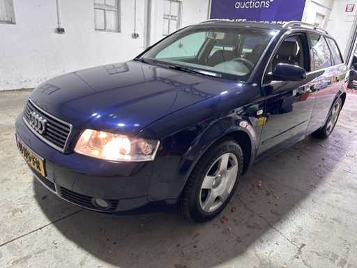 Audi - A4 Avant - 1.8 Turbo Pro Line - 01-NS-FR