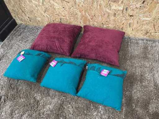 Verschiedene dekorative Polster (5x)