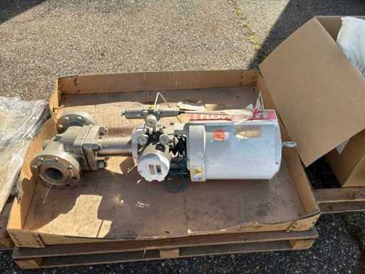FLOWSERVE - PCV 1405 - Vanne de régulation pneumatique avec actionneur