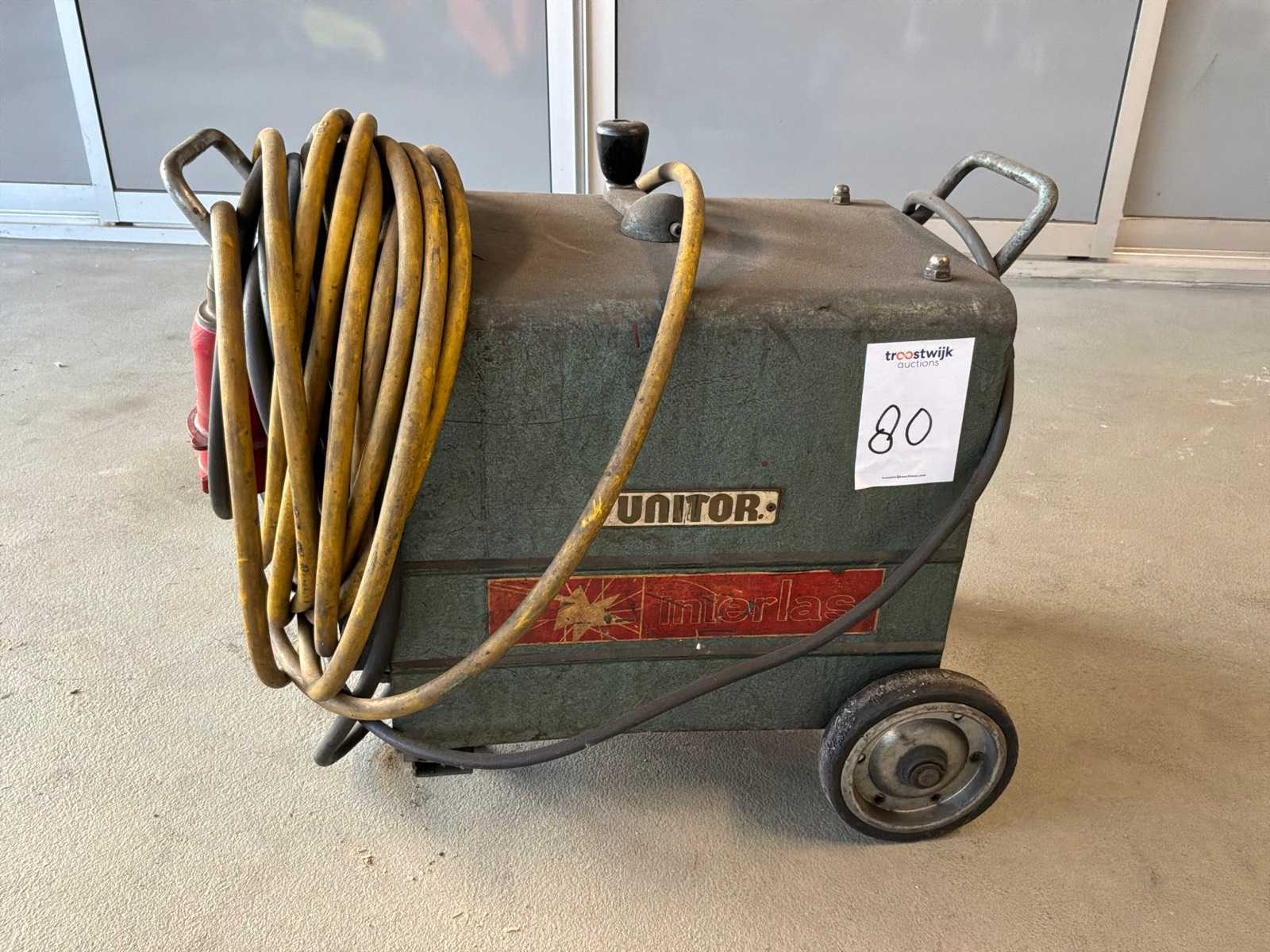 Uniform Electrode Welding Machine