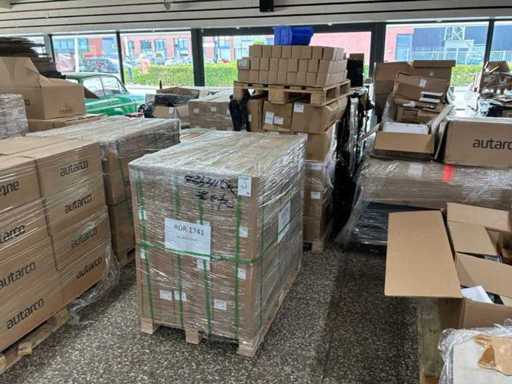Matériel de montage du Parti Autarco