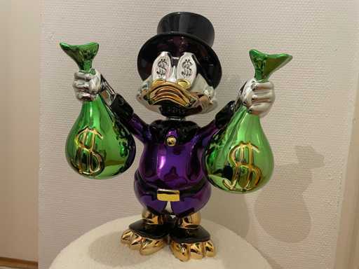 Scultura di Paperon de' Paperoni