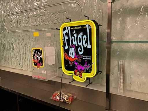 Illuminazione a noen di flugel