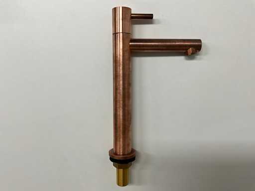 Robinet de fântân? Kiruma cu baie cald?